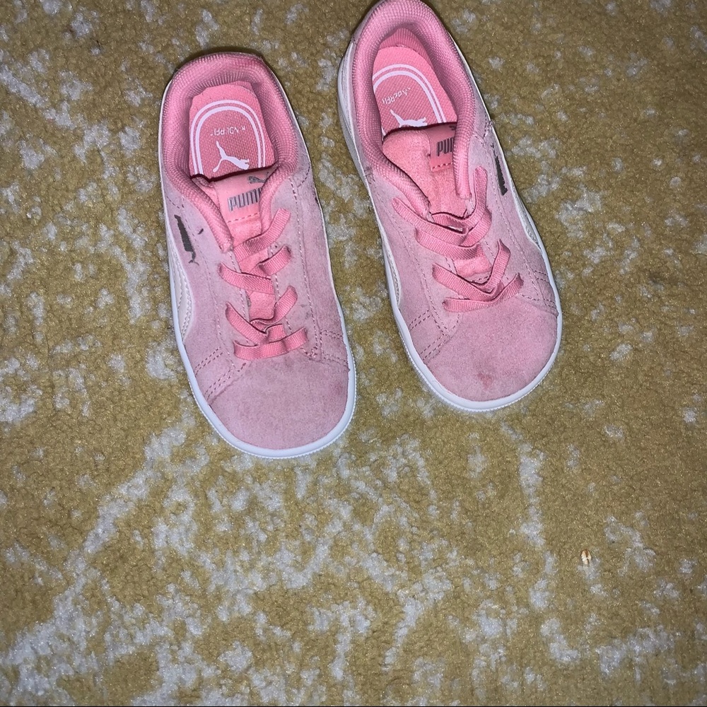 Puma size 9 toddler - Picture 3 of 9